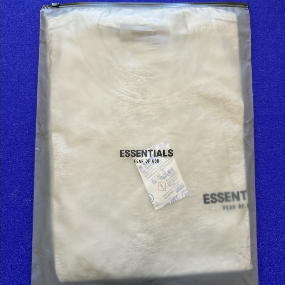 Essentials Fear of God Light Oatmeal Tee (Large)